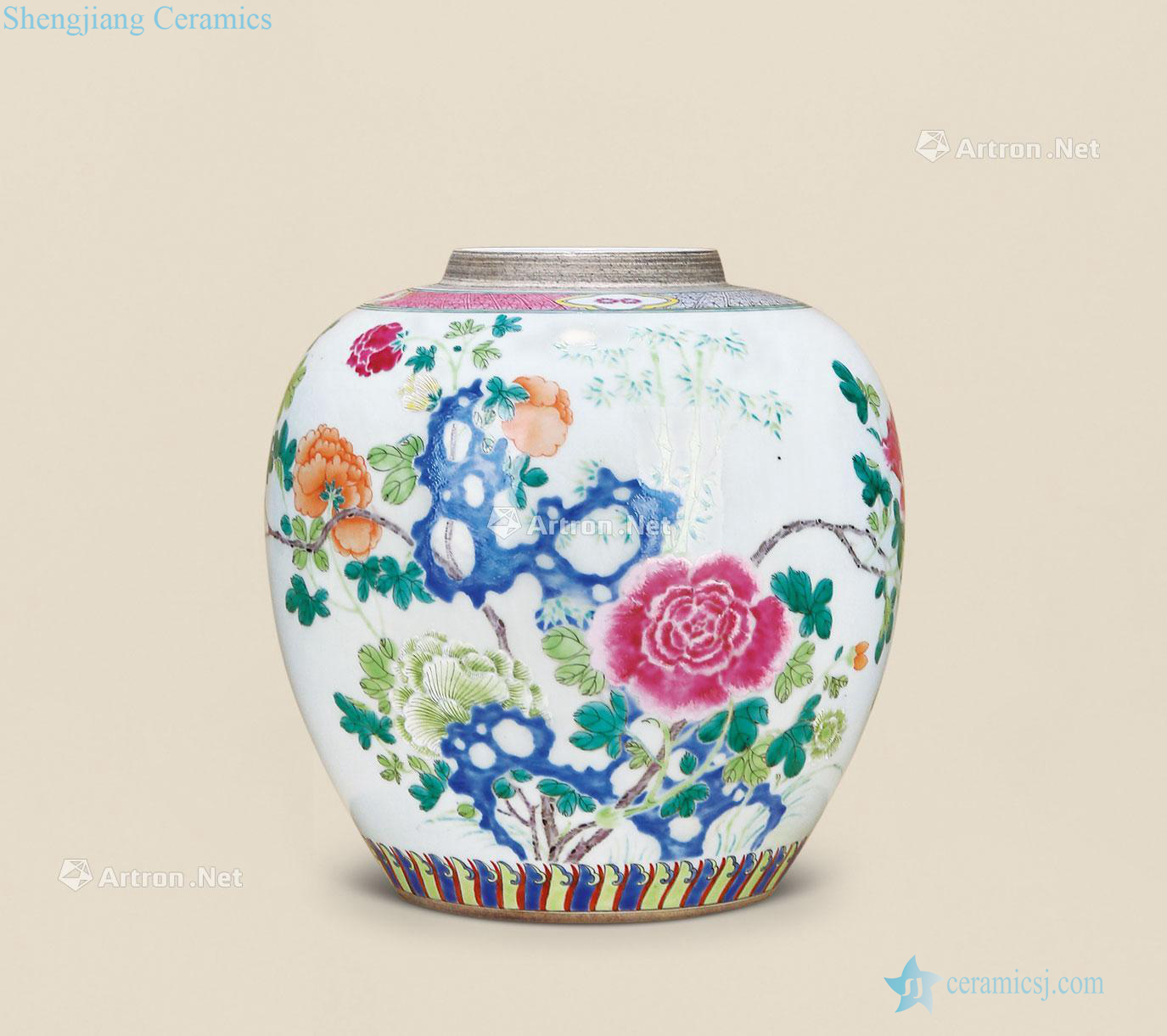 Qing qianlong pastel hole stone flower grain tank