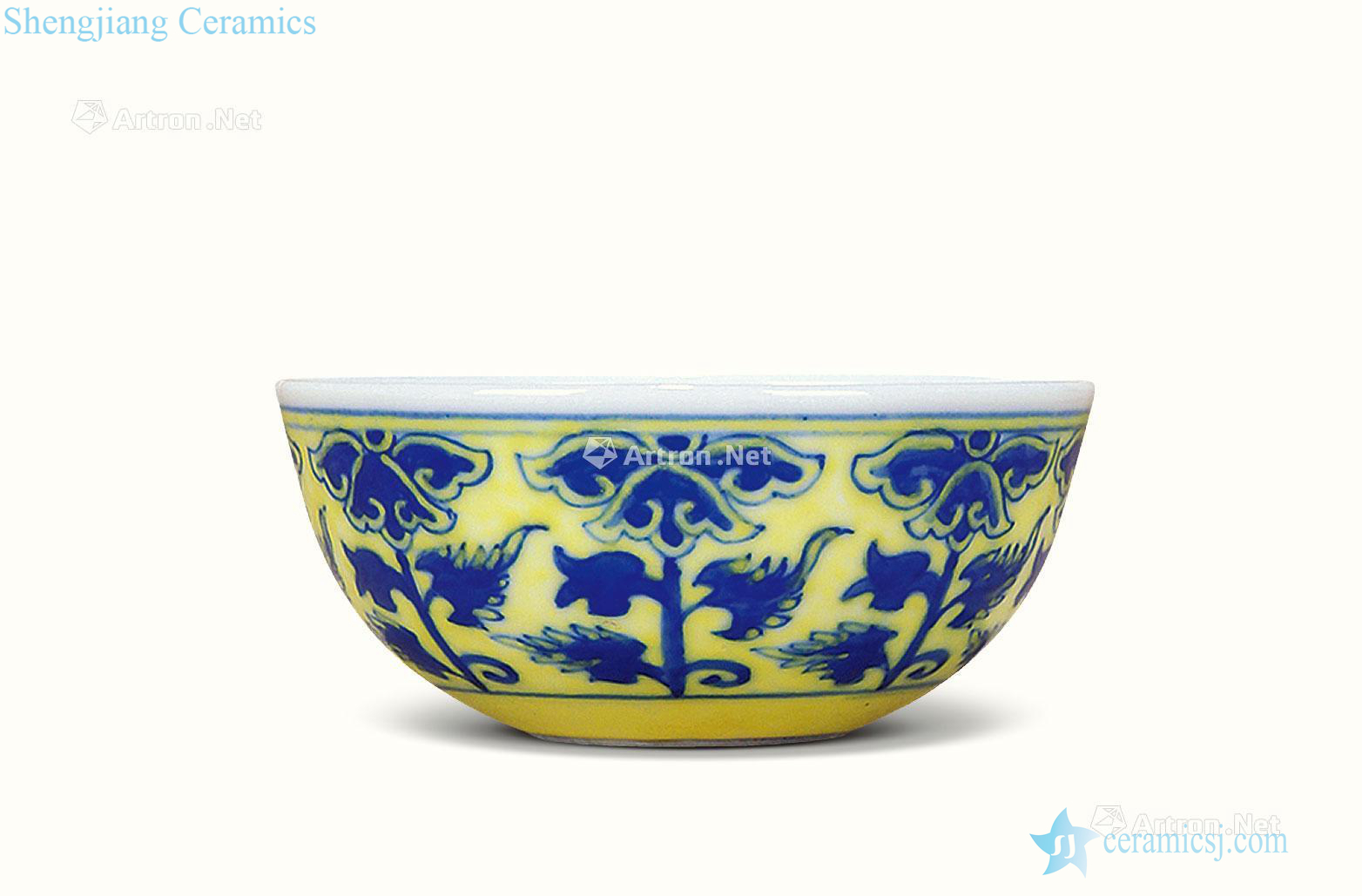 In late qing dynasty Yellow blue and white tie up branch lotus lie the fa cup