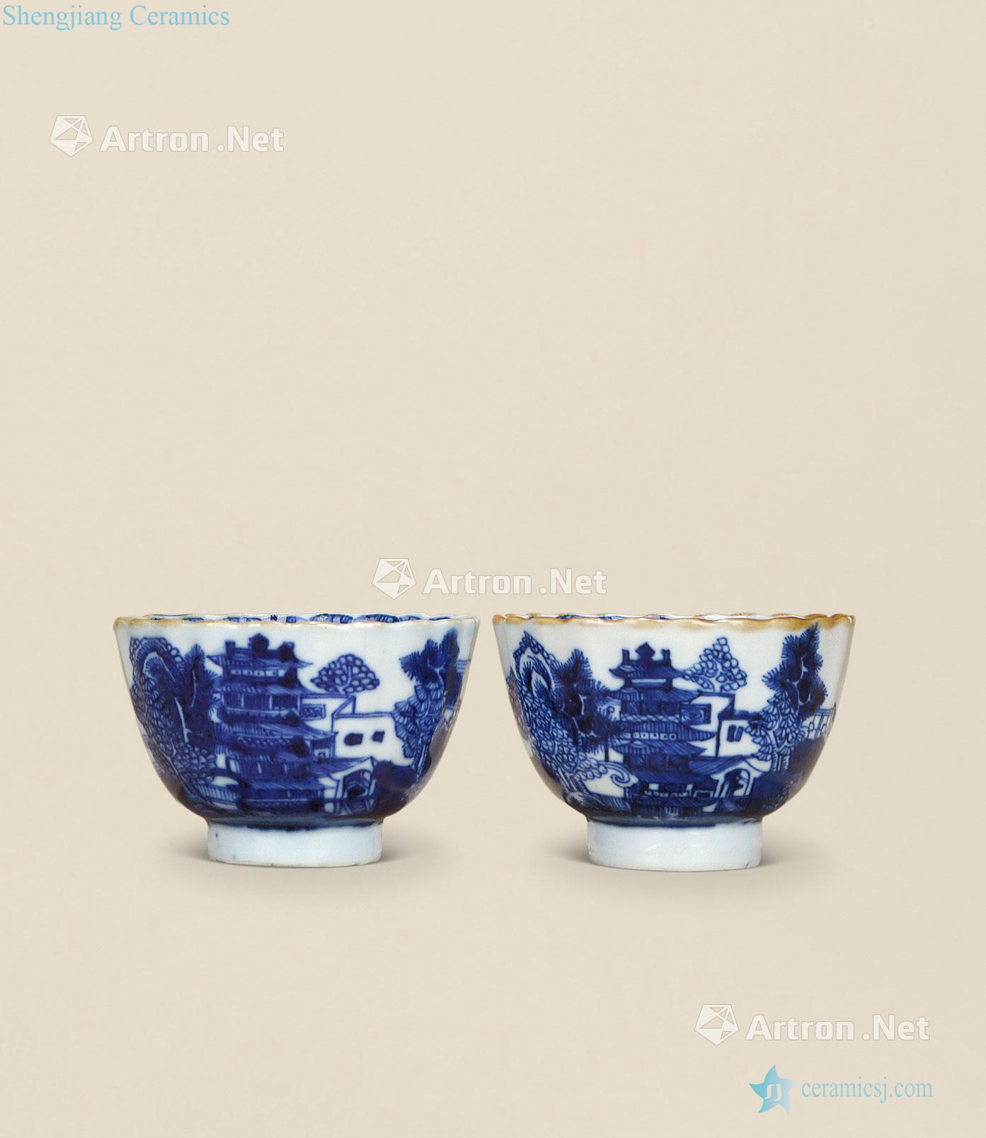 Qing qianlong Blue and white landscape cup (2)