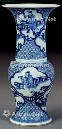 Qing dynasty blue and white flower vase with medallion characters