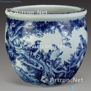 qing Blue and white flower on cylinder