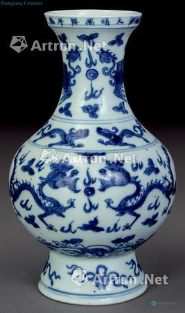 qing The qing emperor kangxi porcelain longfeng bottles