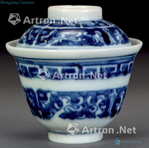 Qing dynasty blue-and-white therefore Long Xiaogai cup