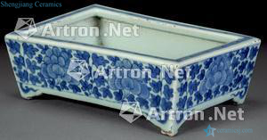 qing Blue and white lotus design sifang narcissus basin
