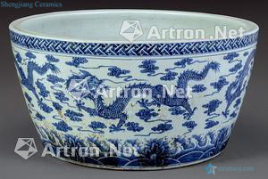 qing Blue and white dragon vats