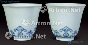 Qing porcelain cup (2)