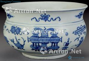Qing dynasty blue and white antique grain furnace