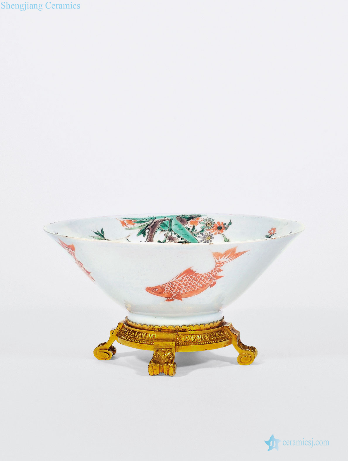 The qing emperor kangxi in the colorful flower butterfly poetry outside alum red fish grain big hat to bowl
