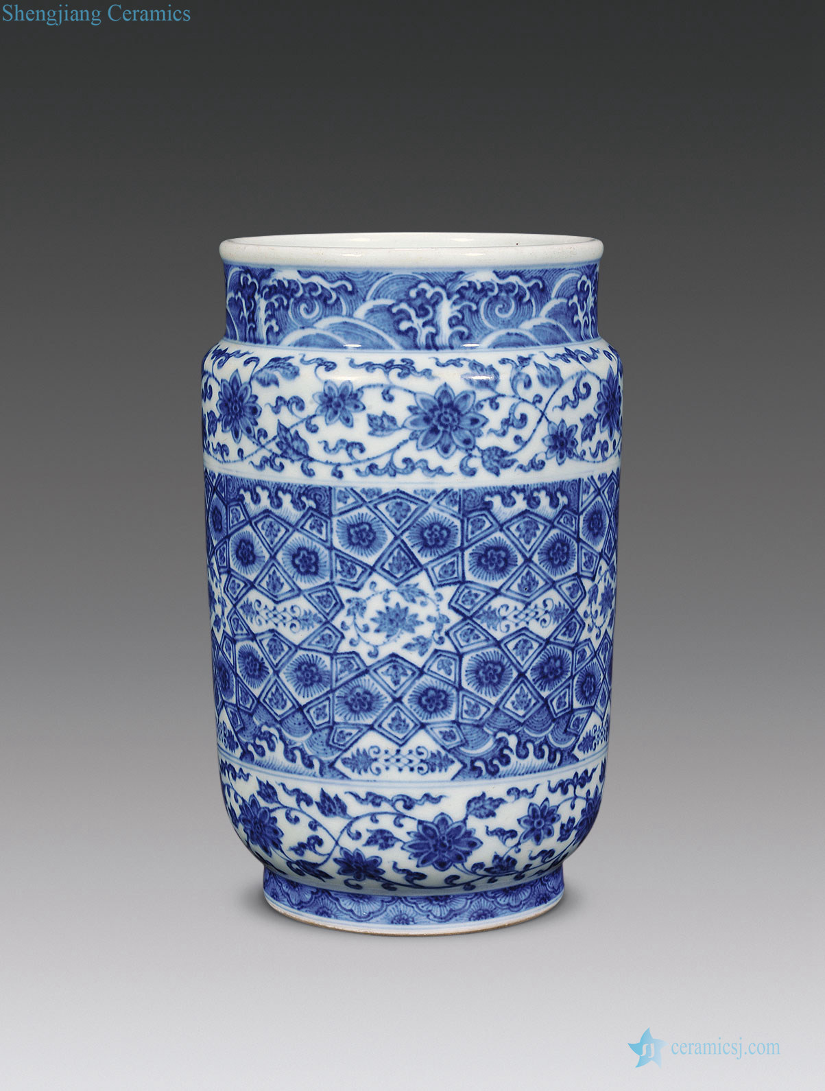 Qing dynasty blue and white flowers wen zhuang pot