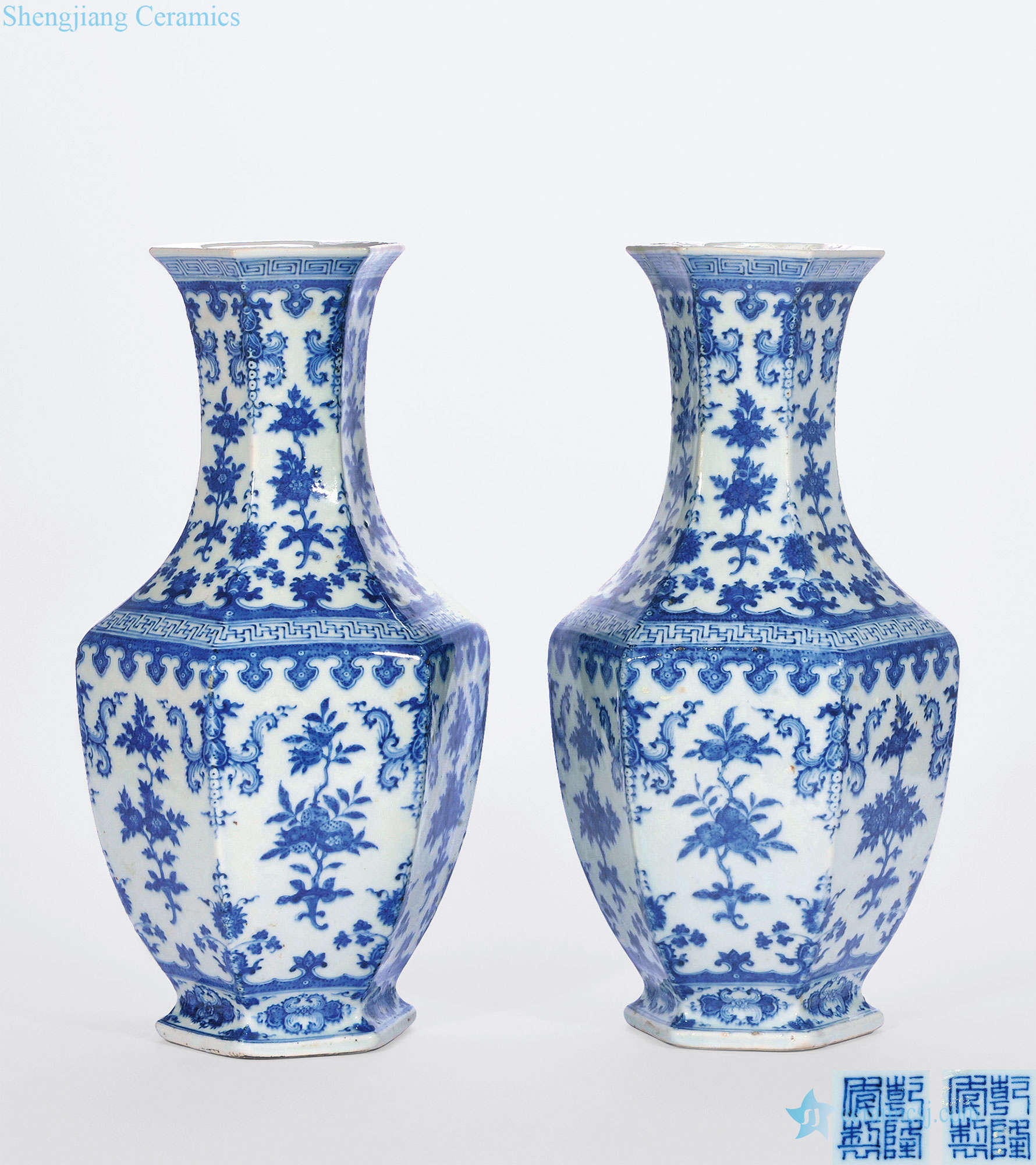 Mid qing Blue and white fold branch flowers and grain six-party bottle (a)