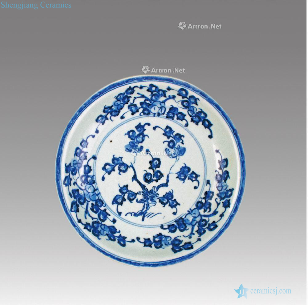In the early qing Blue and white ruffled branch flowers tray