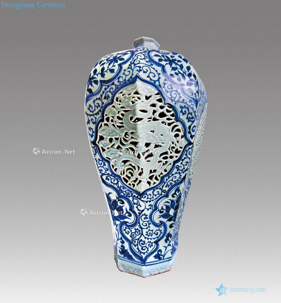 yuan Blue and white longfeng eight arrises bottle hollow out bound branches