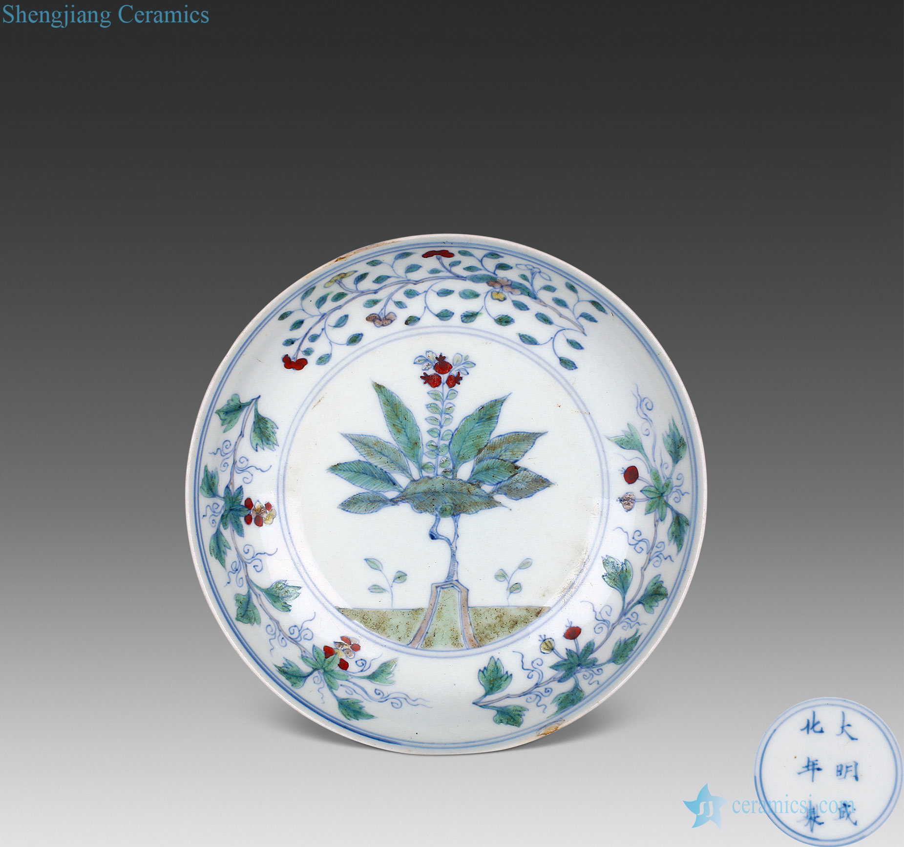 The qing emperor kangxi bucket decorated leaf veins
