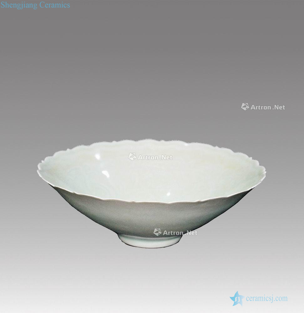 The song dynasty Left kiln mouth hand-cut hat to bowl