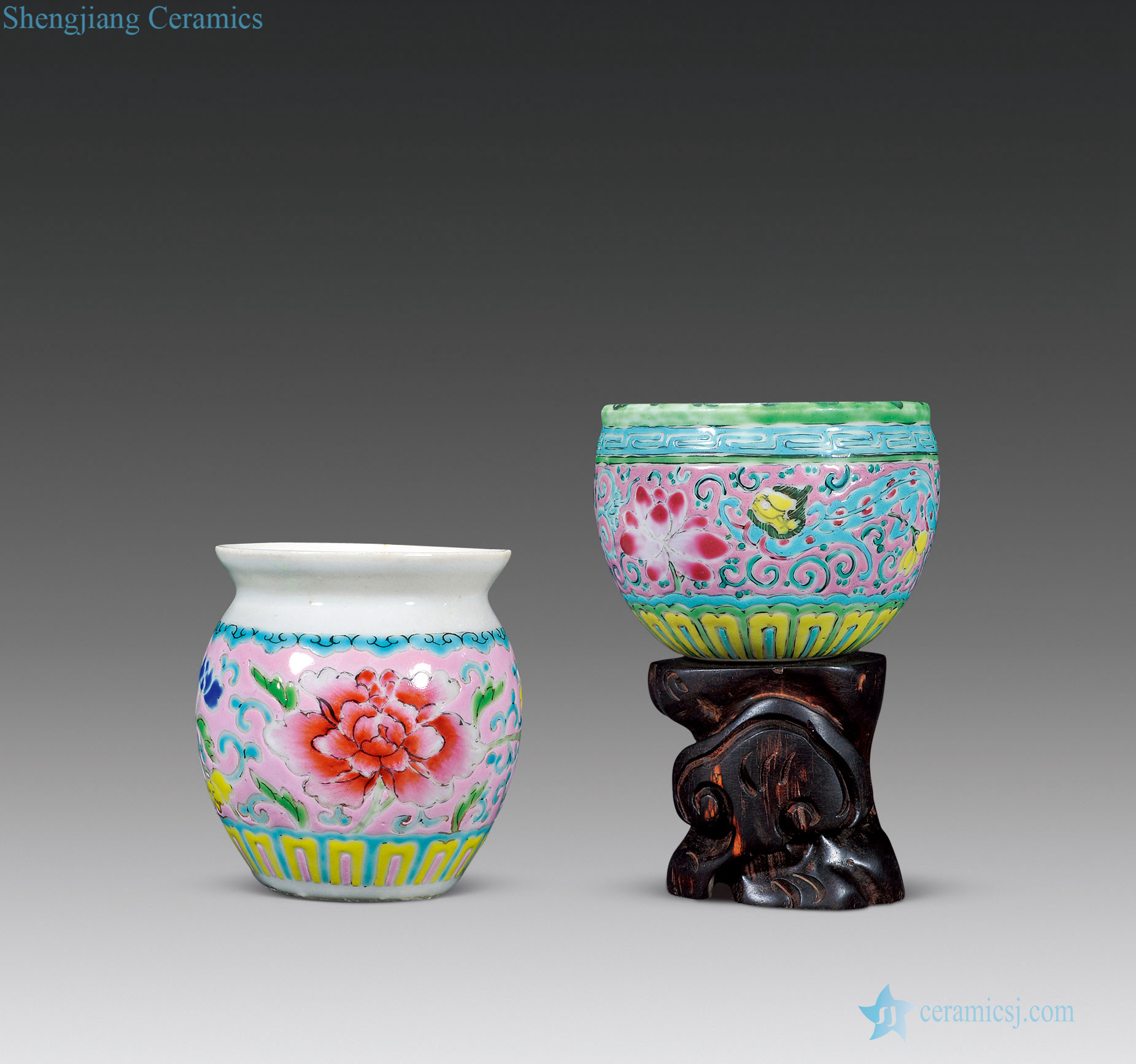 Qing yongzheng pastel peony grains small cylinder (two)