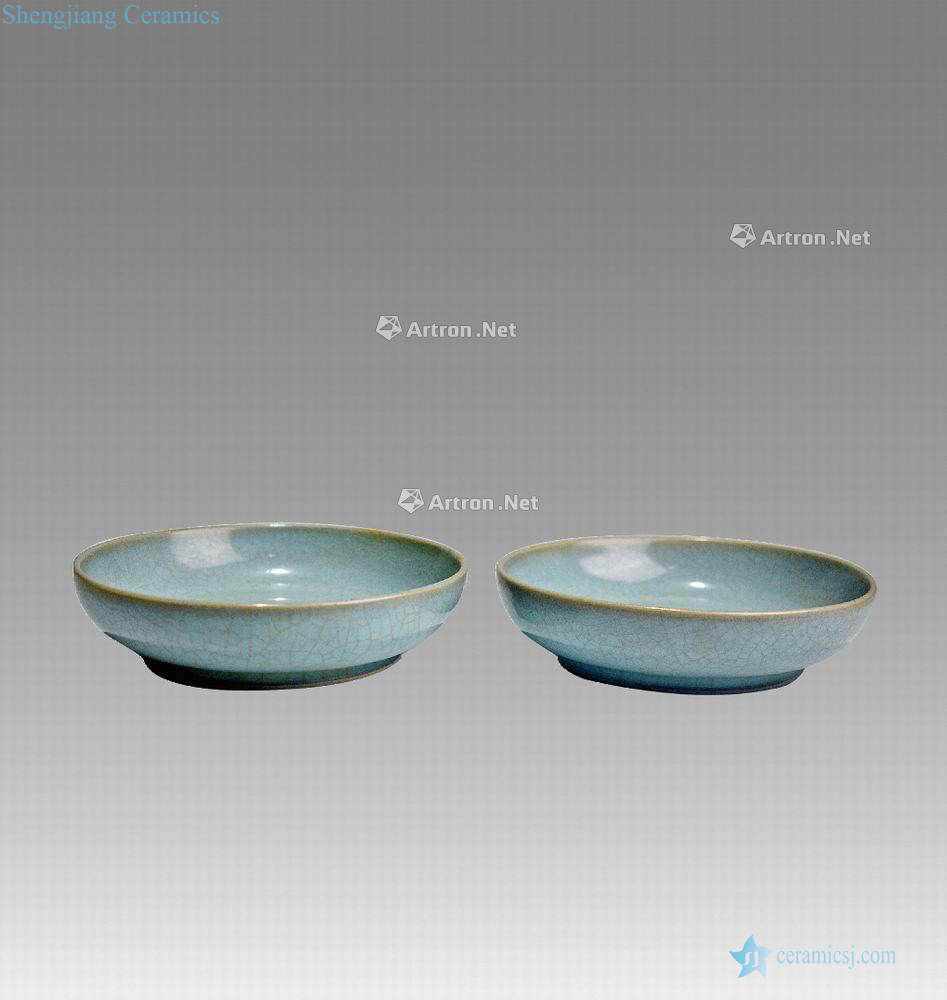 The southern song dynasty Your kiln the blue glaze wash mouth tray