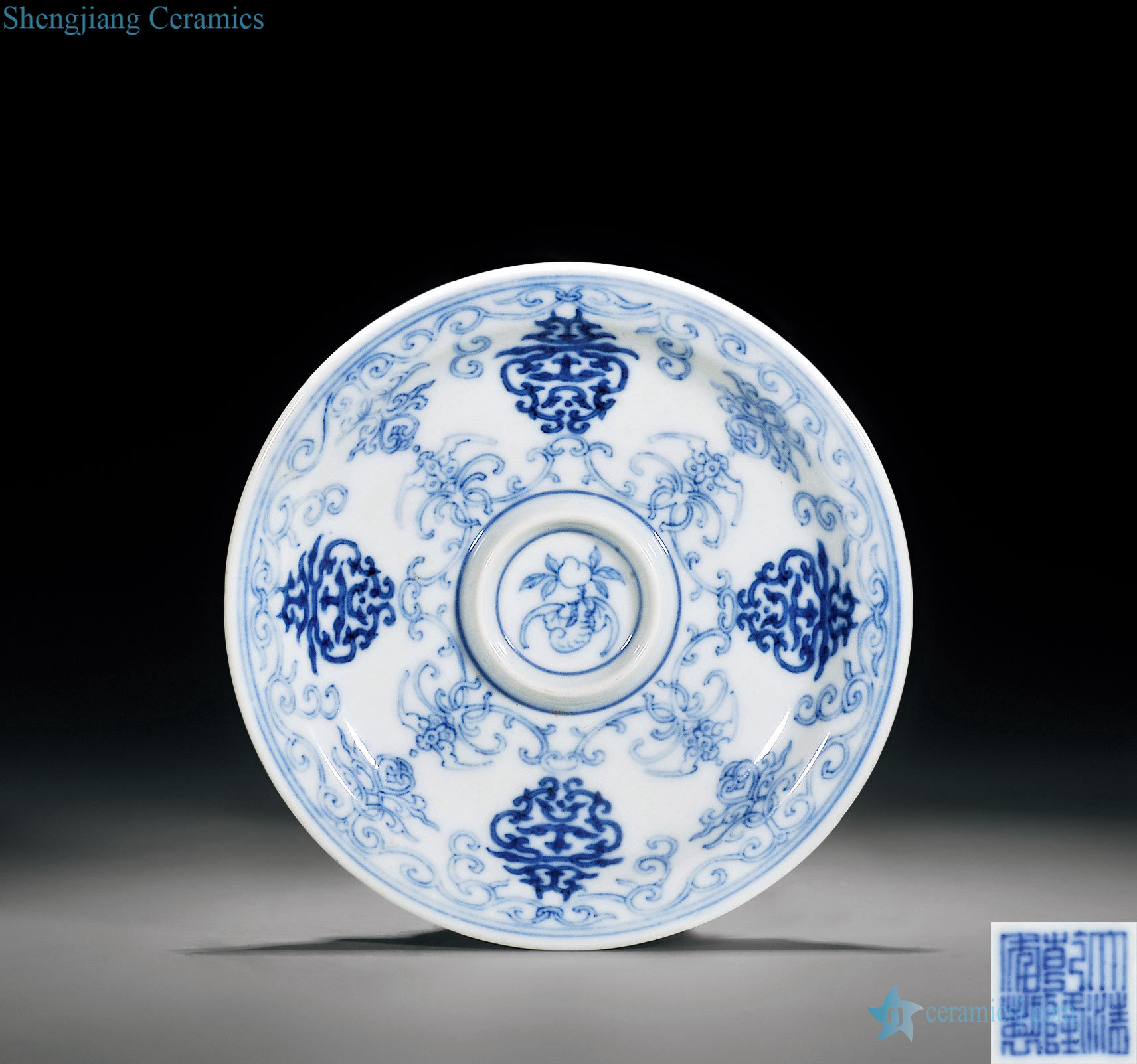 Qing qianlong Blue and white live lines lamp