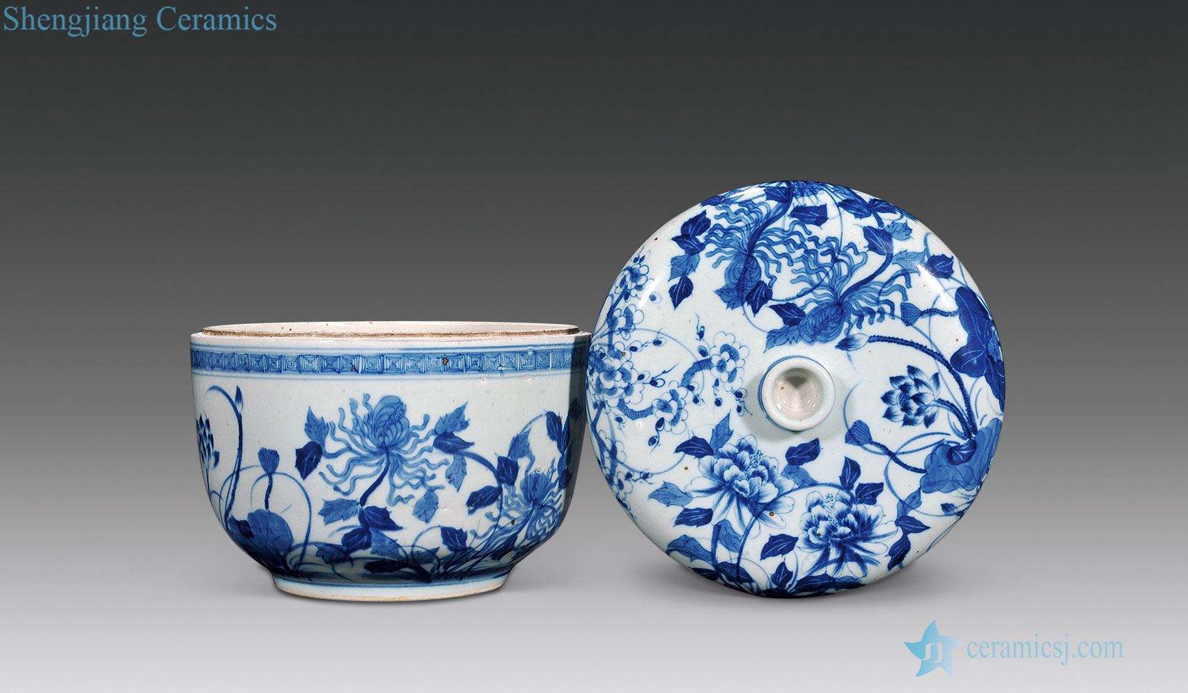 Mid qing Blue and white four seasons flower grain to offer them cover