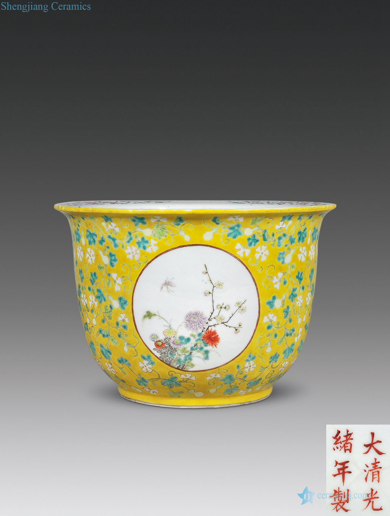 Qing guangxu Yellow powder enamel fu lu ten thousand generation medallion flower butterfly tattoo flowerpot