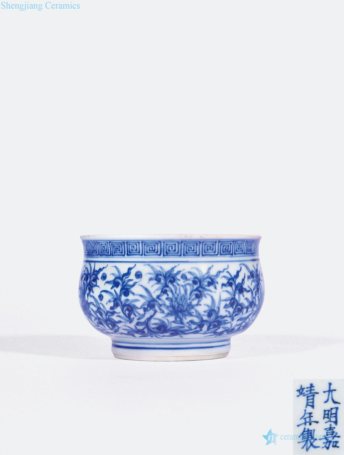 In the early qing Blue and white tie up flower grain furnace