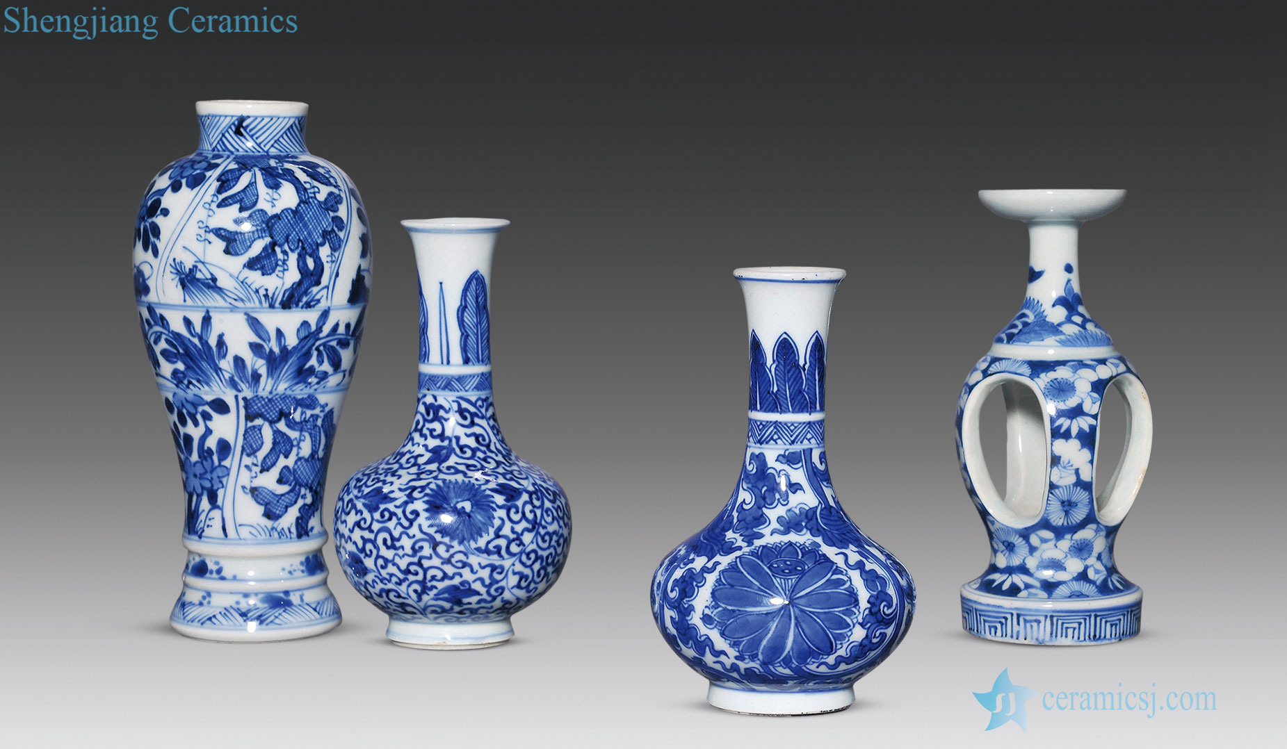 Qing dynasty blue and white flower grain bottles, cans, candlestick (four pieces)