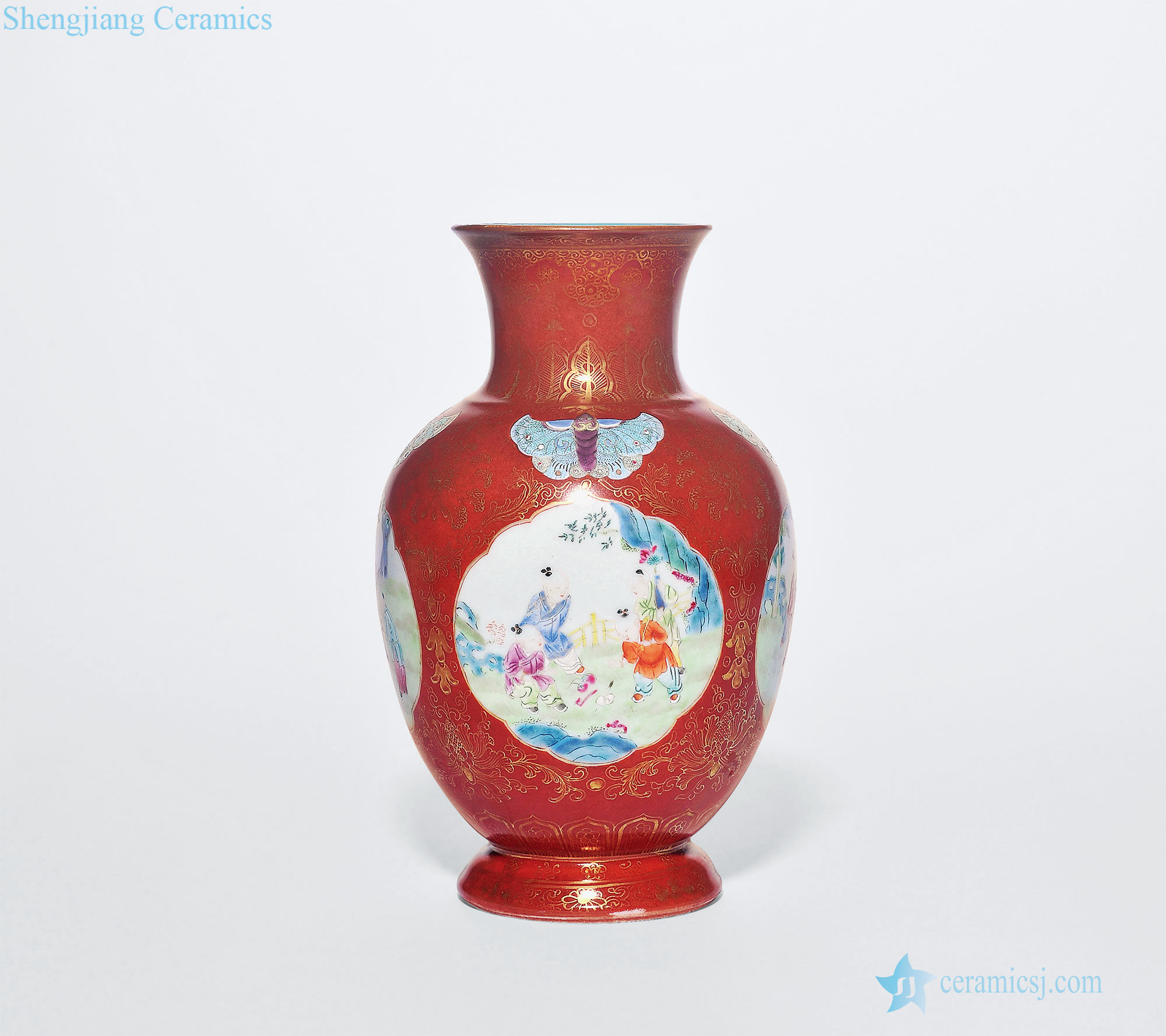 Qing qianlong coral red colour flower medallion enamel baby play figure bottles