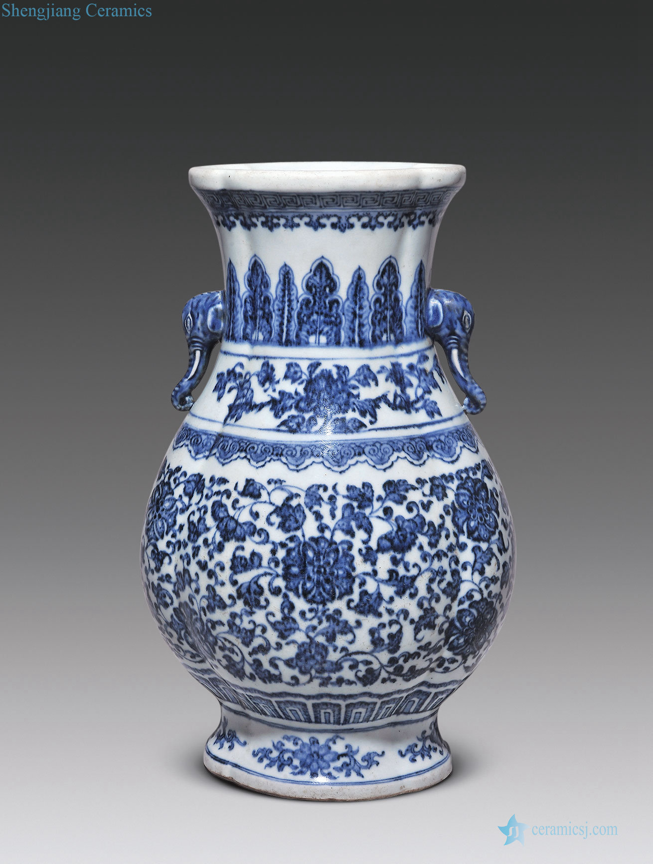 qing Blue and white vase with a lotus flower grain haitang image