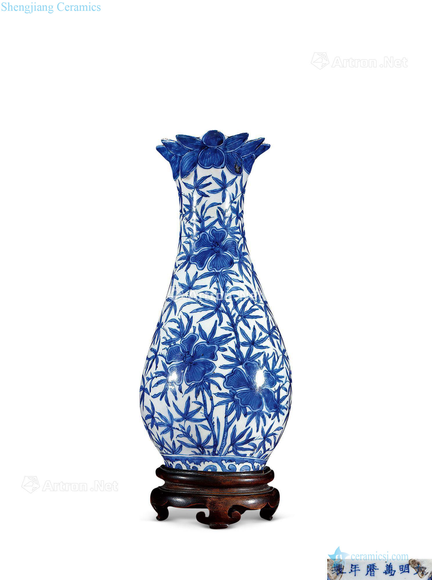 Ming wanli Blue and white flower grain wall bottles
