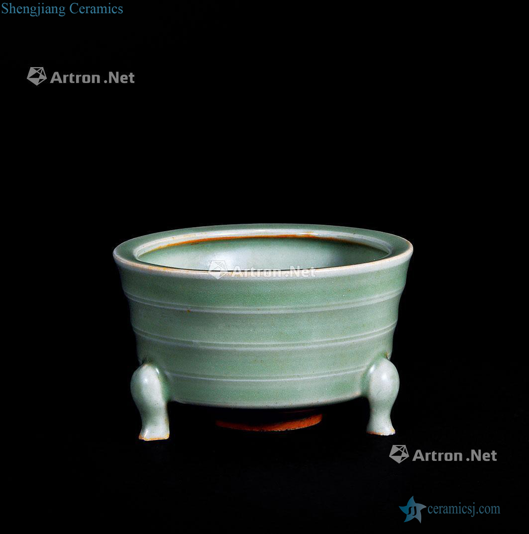 Ming Longquan three-legged incense burner