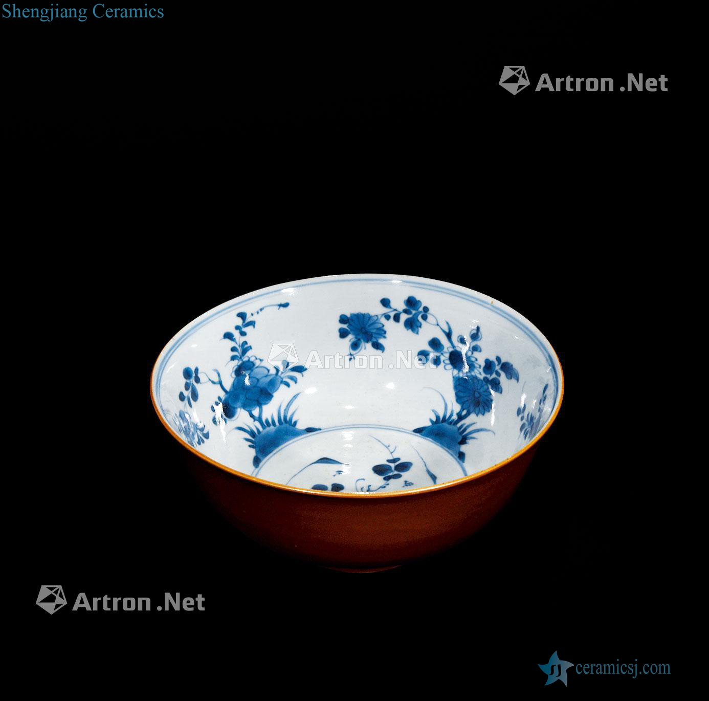 The qing emperor kangxi Blue and white sauce glaze flower bowls
