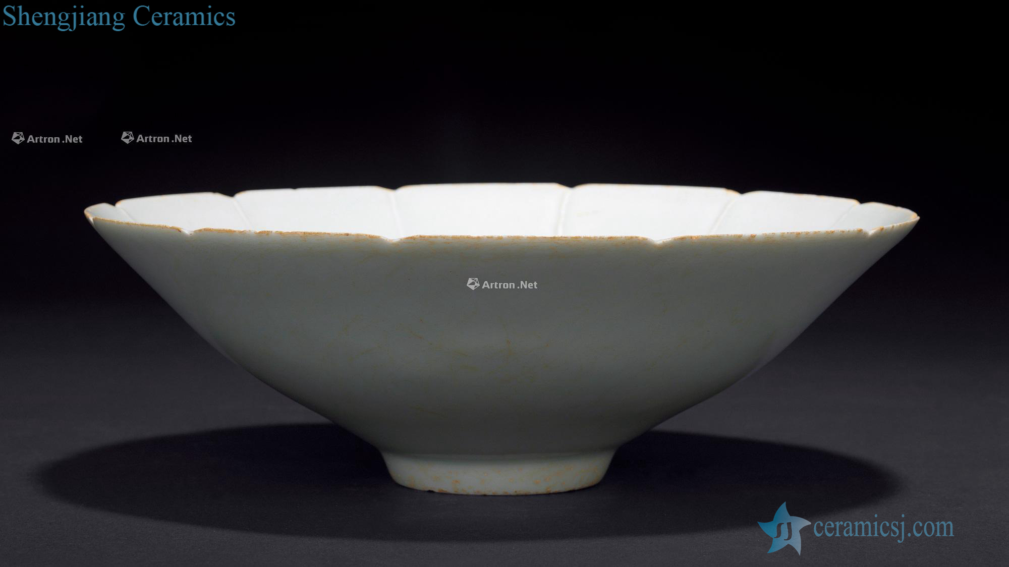 The song dynasty Left kiln green craft kwai mouth hat to bowl