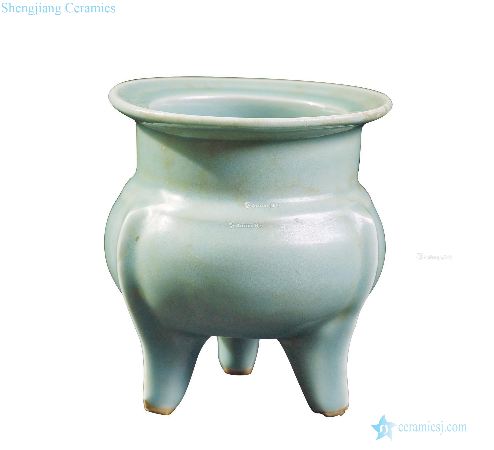 The yuan dynasty Longquan celadon azure glaze three-legged incense burner