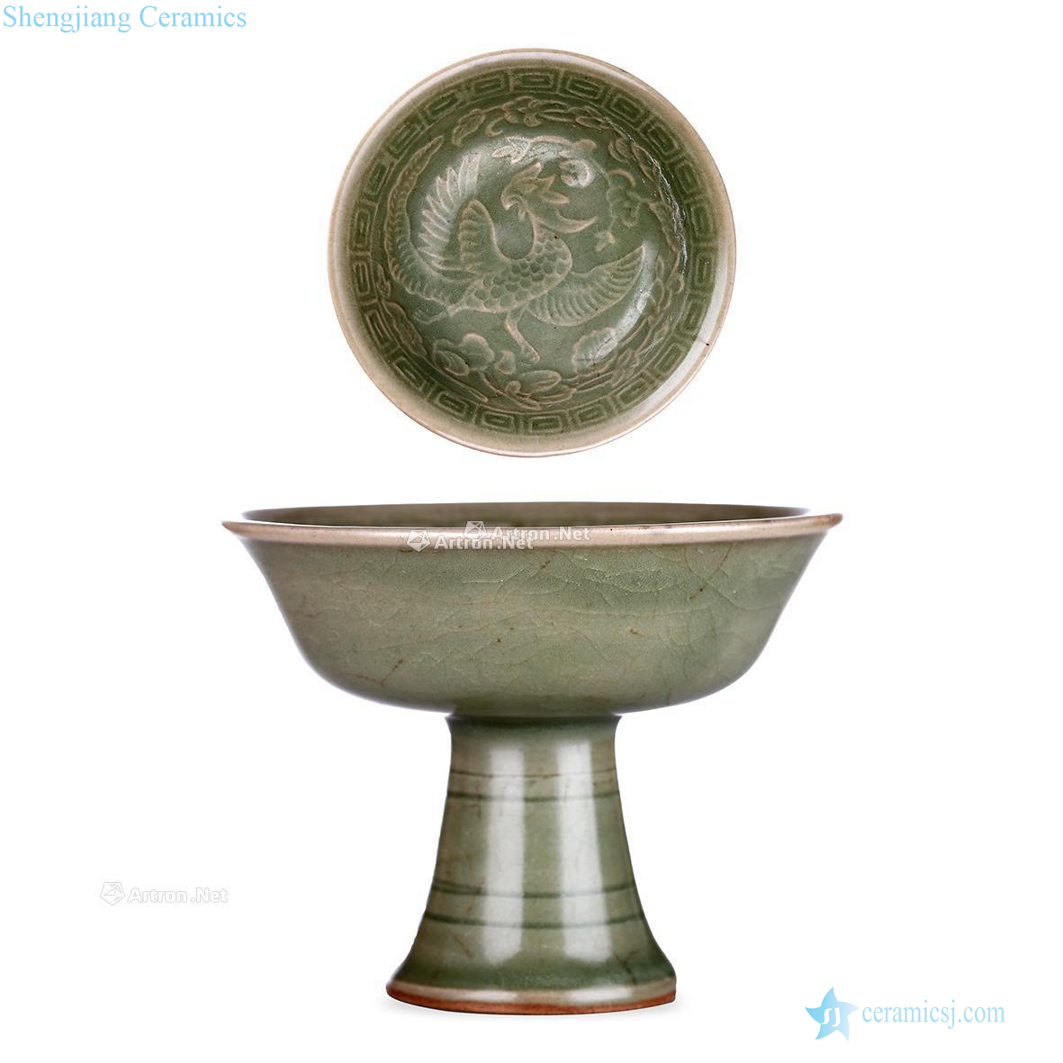 The song dynasty Longquan celadon chicken wear peony grains footed bowl