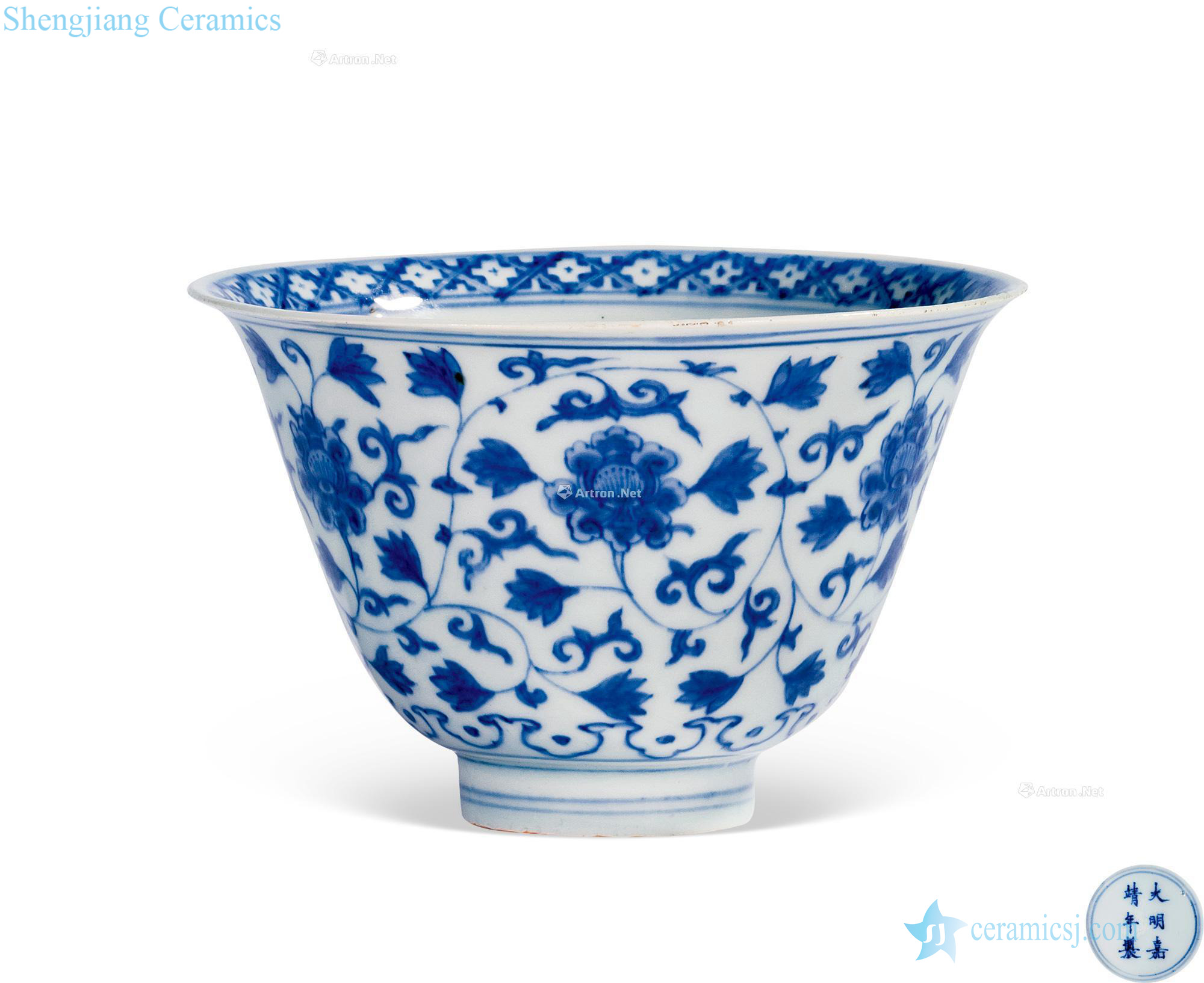 Ming jiajing Blue and white flowers around branches grain bell bowl