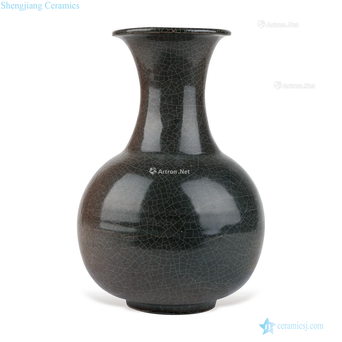 The song dynasty Longquan celadon plum bottle