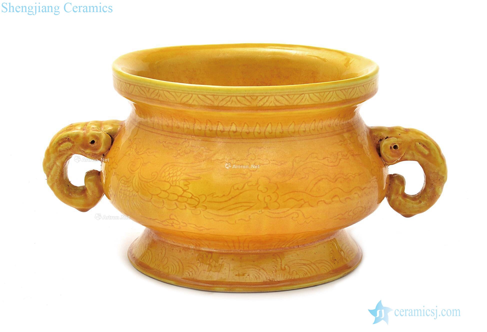 In the Ming dynasty Dark yellow glaze carving grain like ear furnace