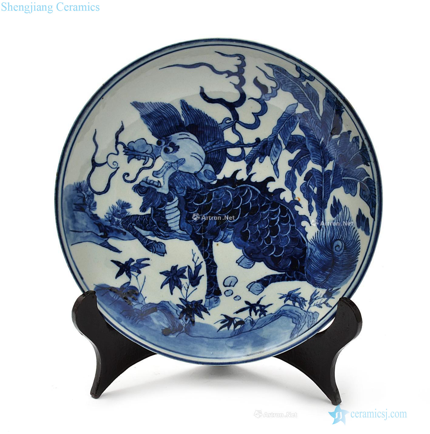 In the qing dynasty Blue and white unicorn tray