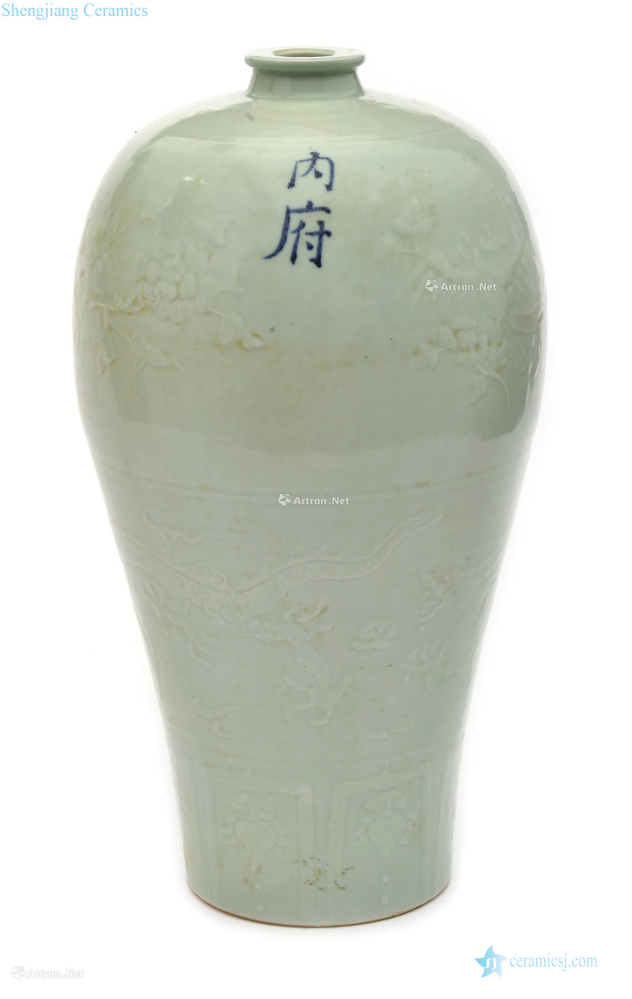 Plastic coated dark yuan dynasty carved dragons and phoenixes grain egg white glaze bottle