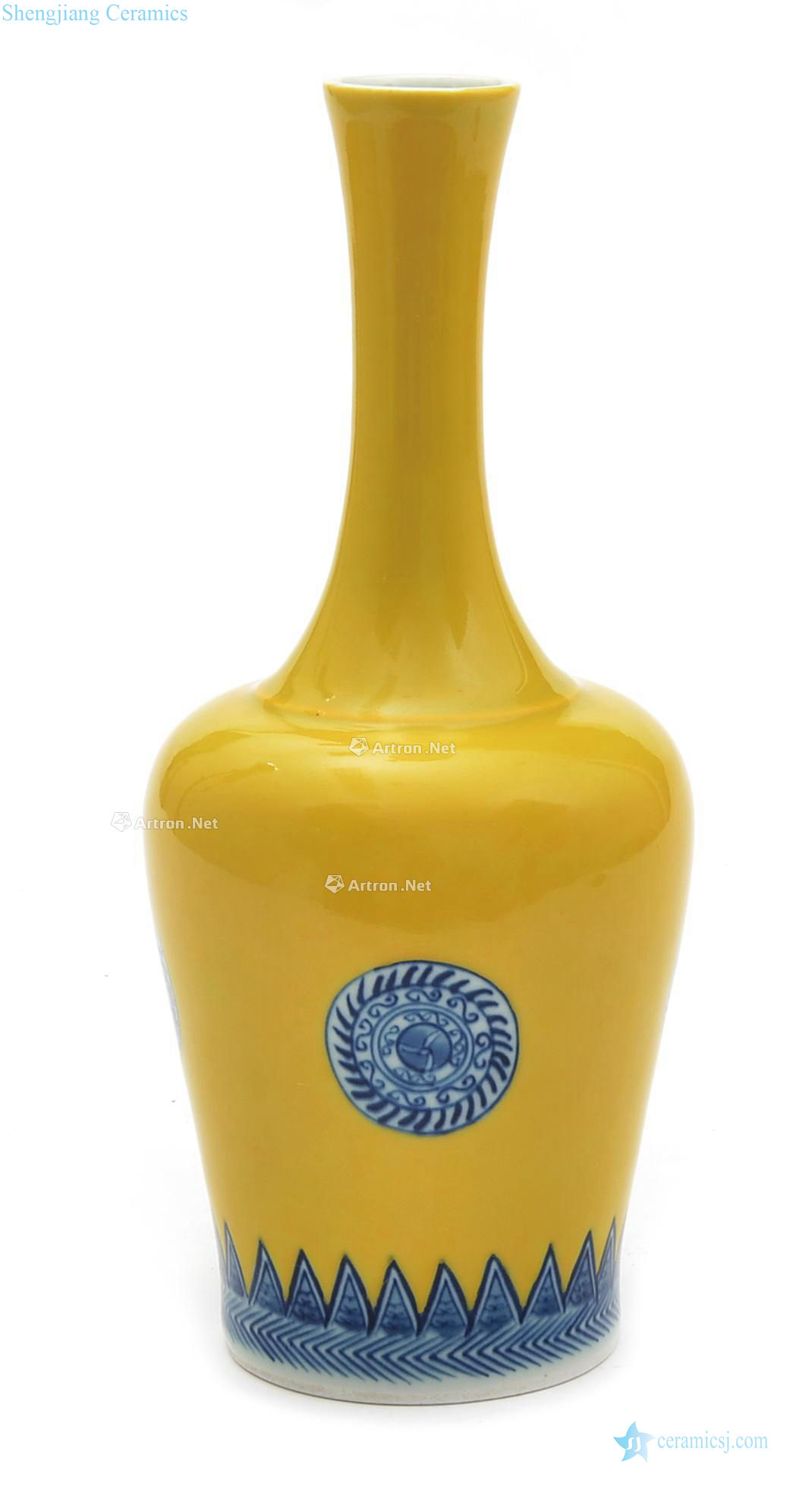 In the qing dynasty Yellow glaze porcelain sawtooth bell
