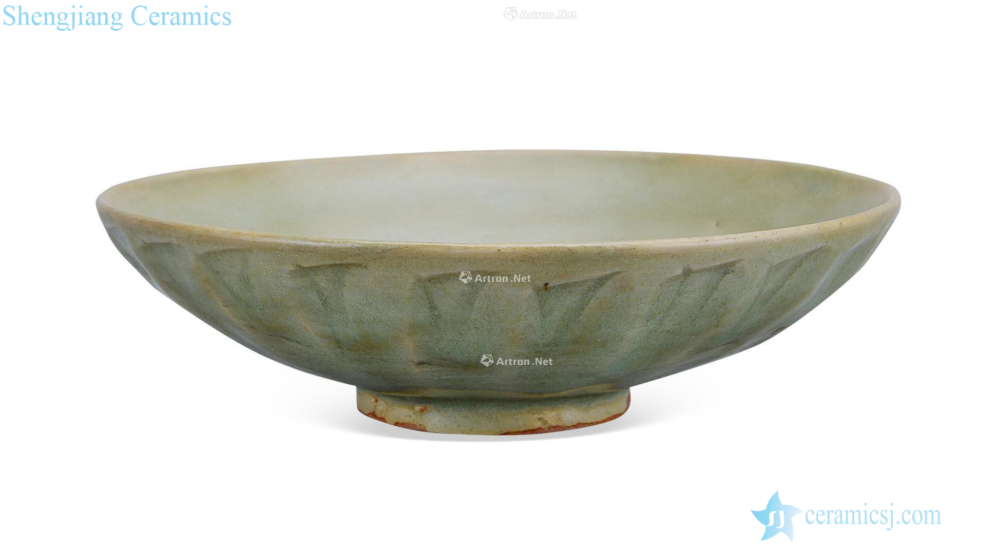 The song dynasty Longquan green glazed carved Hualien disc green-splashed bowls