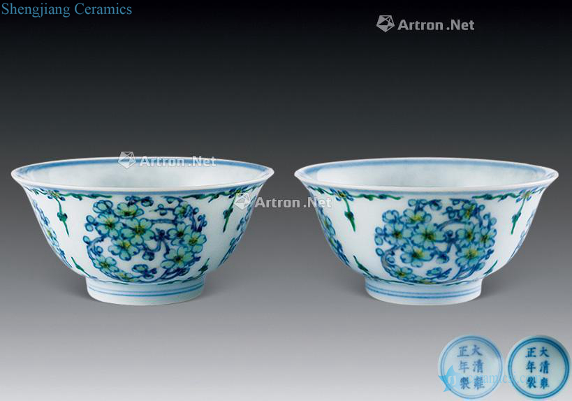 Blue and white for the qing yongzheng bowl