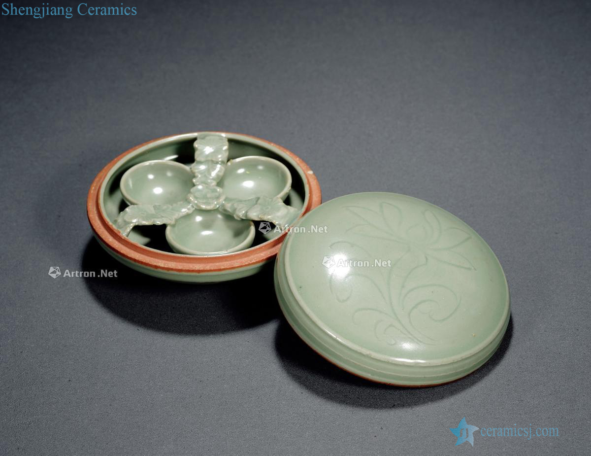Yuan, longquan celadon Hualien grain powder compact
