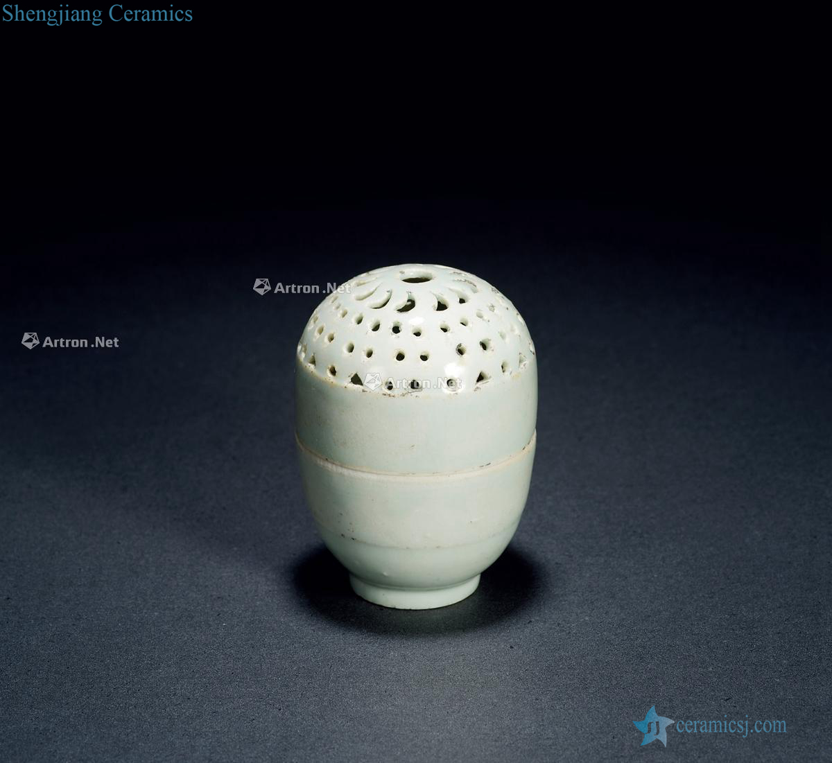 Northern song dynasty, left kiln hollow out sweet fume