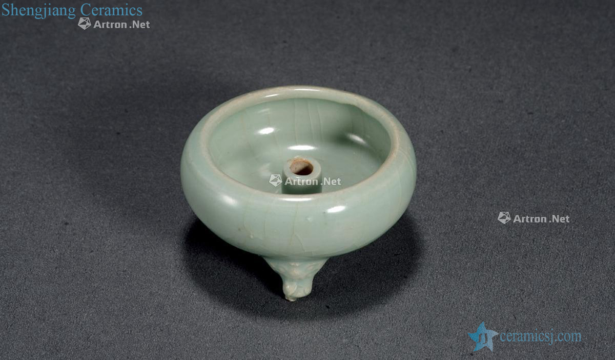 Song dynasty, longquan celadon incense inserted