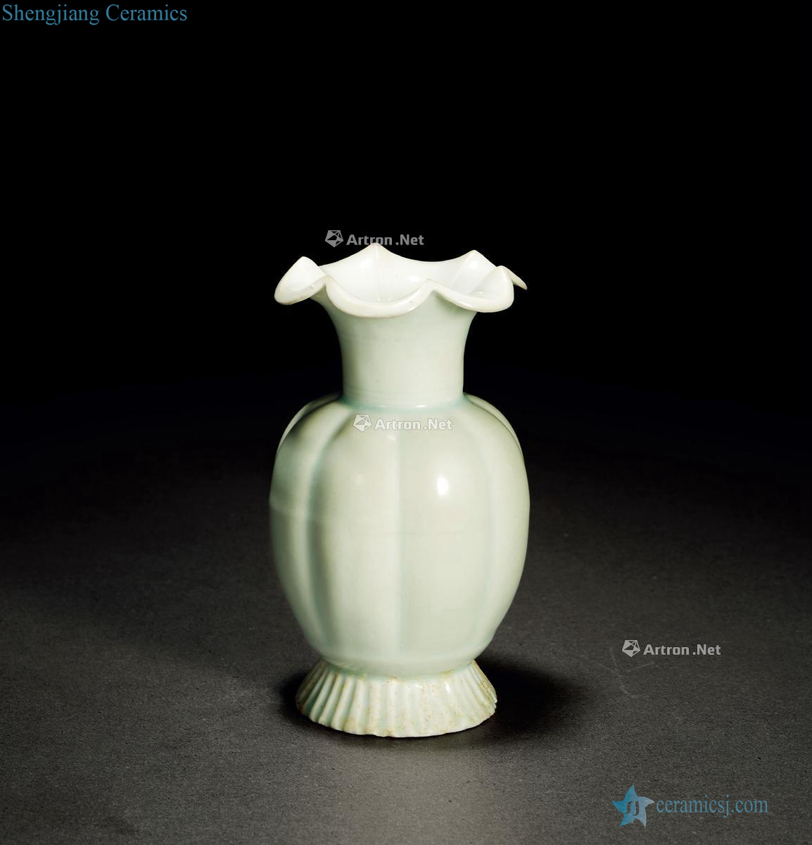 The southern song dynasty, left kiln flowers melon leng bottle mouth