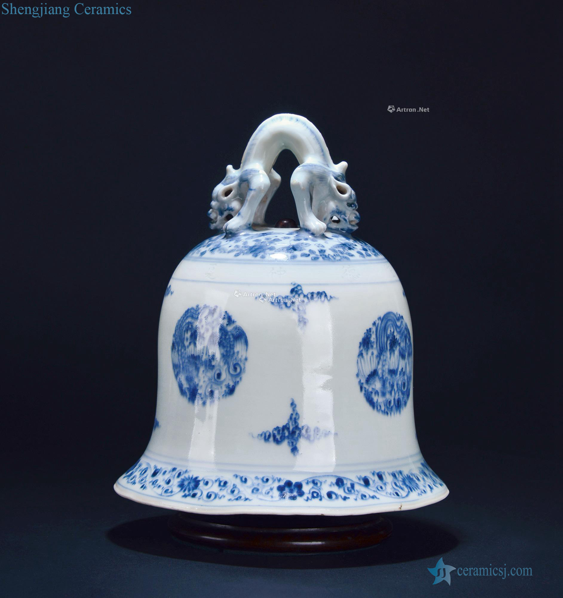 Ming blue and white bell