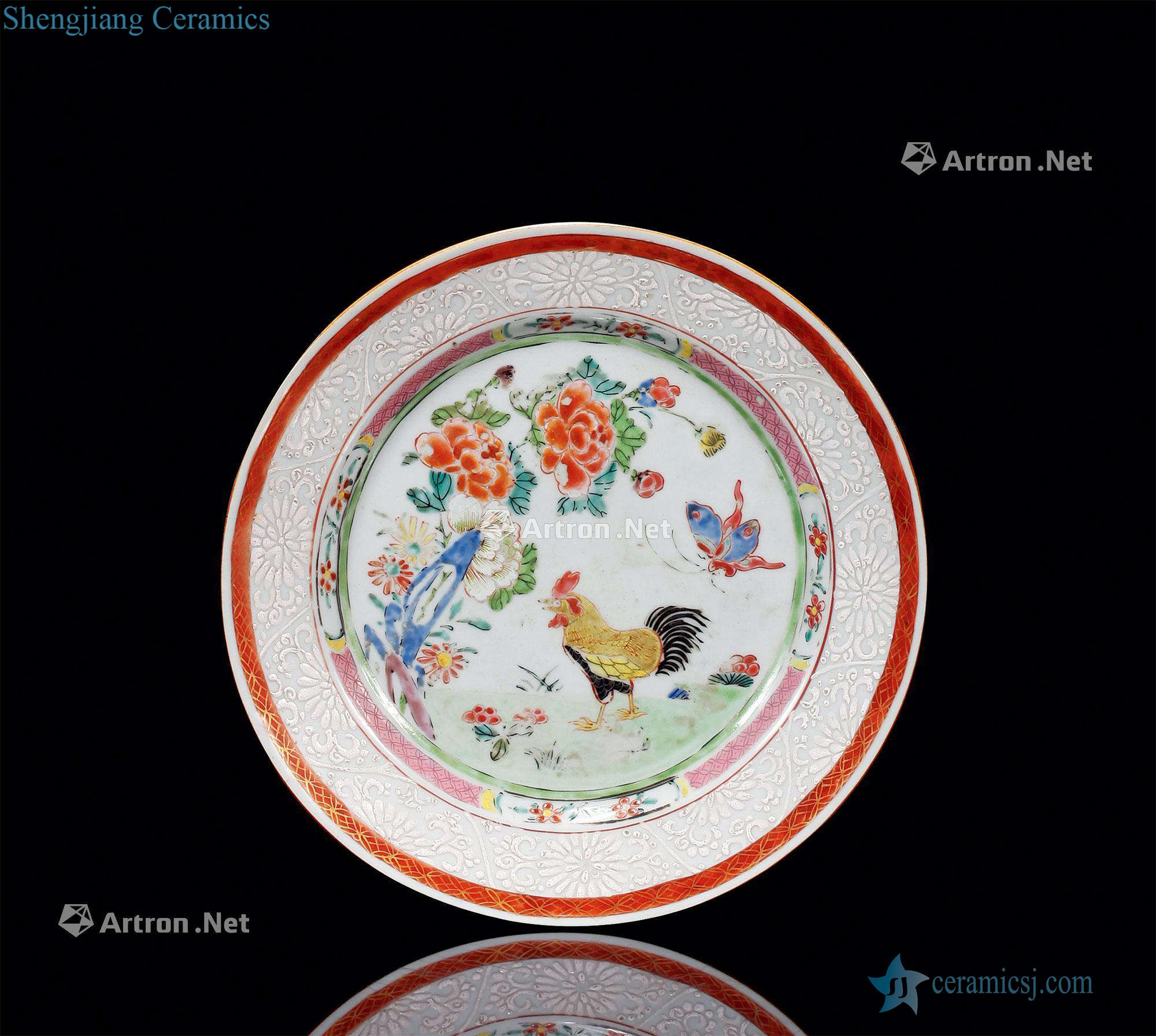 Qing qianlong pastel pile of white peony rooster tray