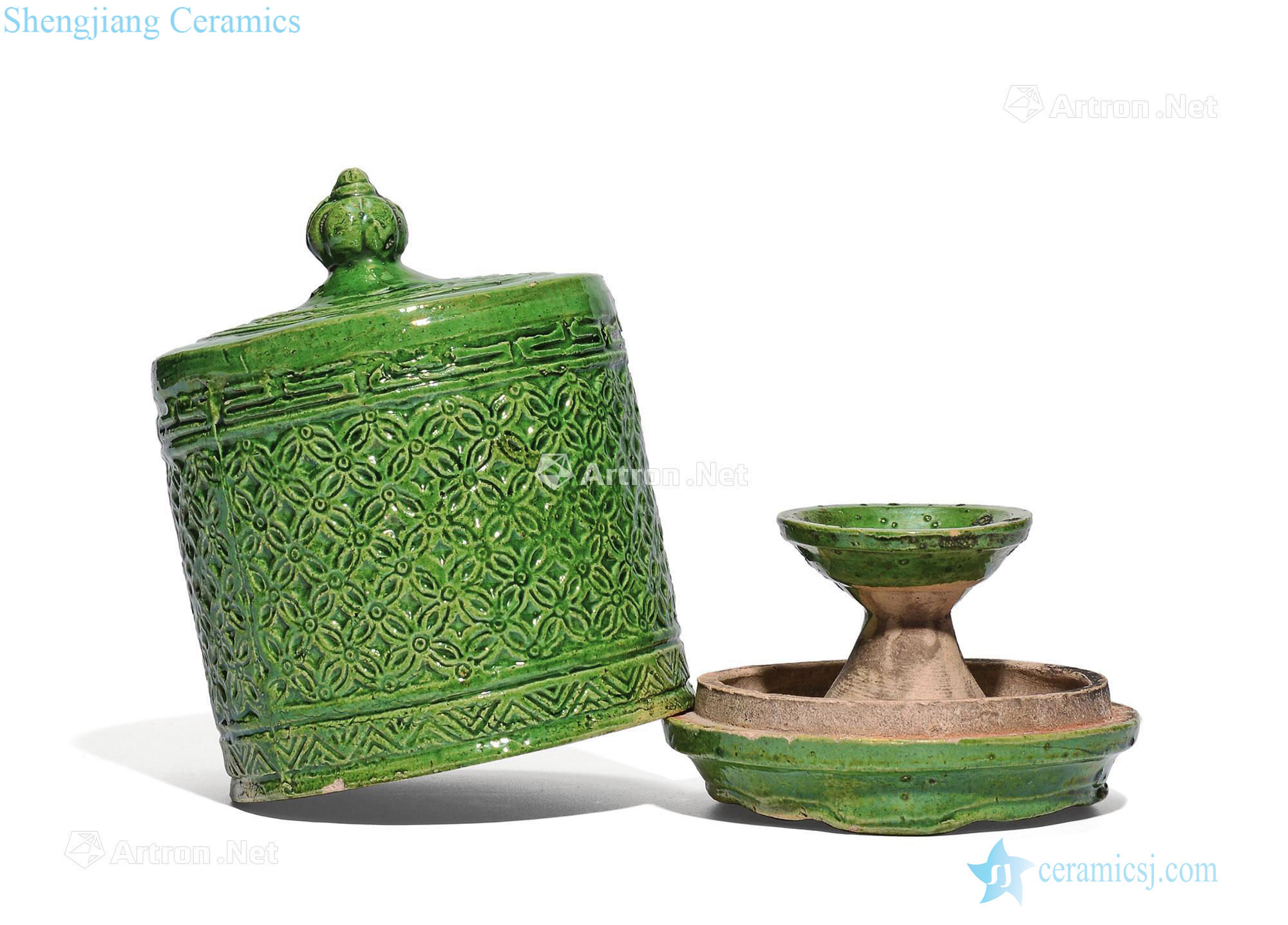 Green glaze money grain sweet fume in Ming dynasty