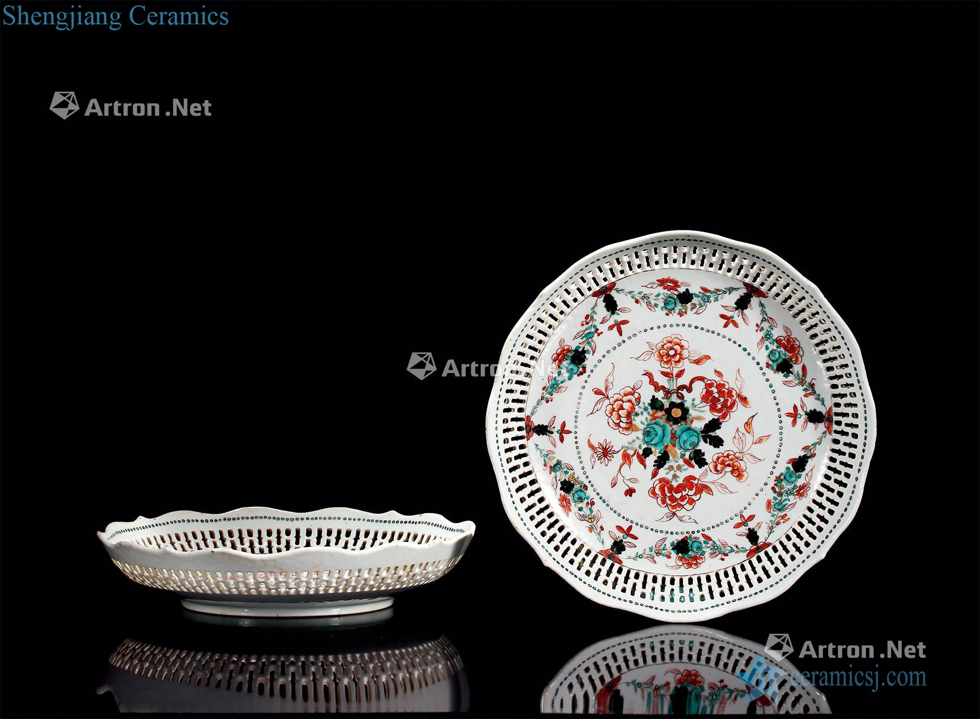 The qing emperor kangxi colorful flowers lines hollow plate (a)