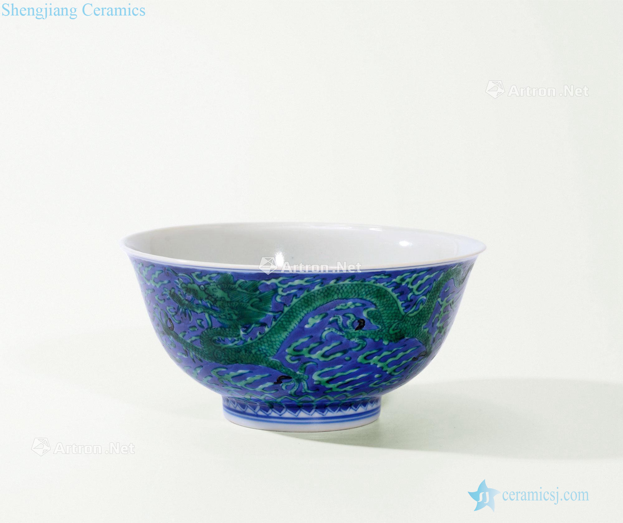 The qing emperor kangxi Blue and white self-identify dragon bowls